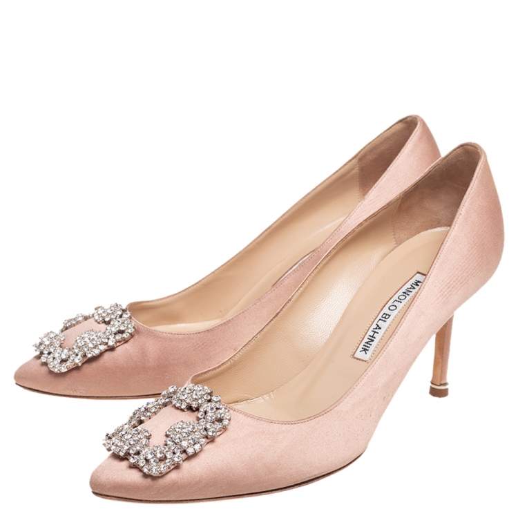 Pre Owned Manolo Blahnik Pink Satin Hangisi Pumps Size 38