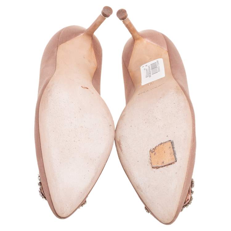 Pre Owned Manolo Blahnik Pink Satin Hangisi Pumps Size 38