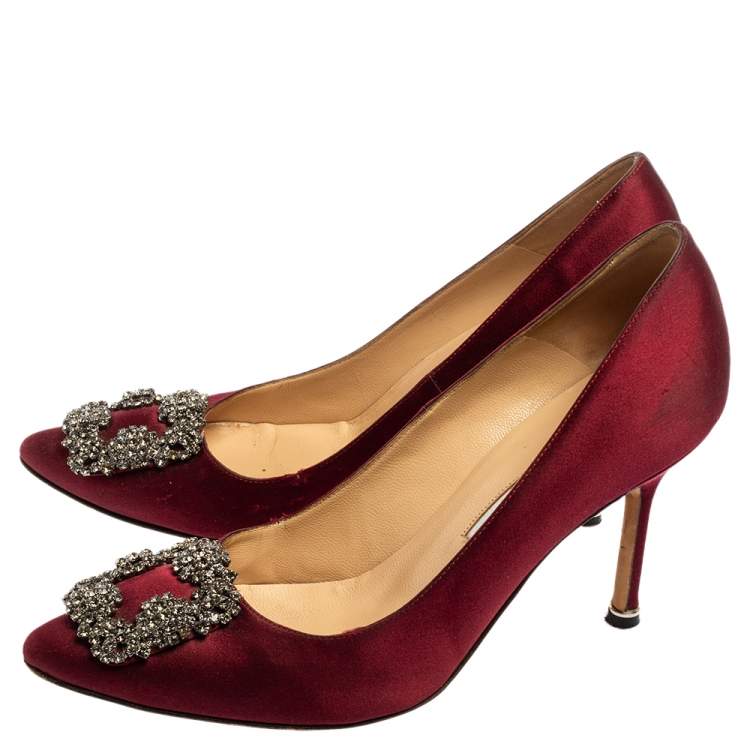 Pre Owned Manolo Blahnik Burgundy Satin Hangisi Pumps Size 37