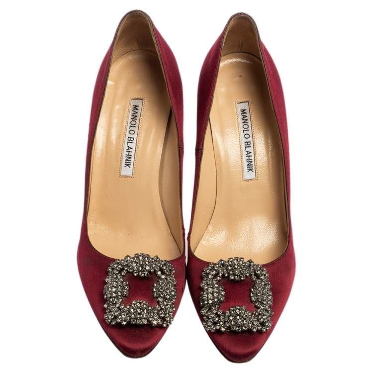 Pre Owned Manolo Blahnik Burgundy Satin Hangisi Pumps Size 37