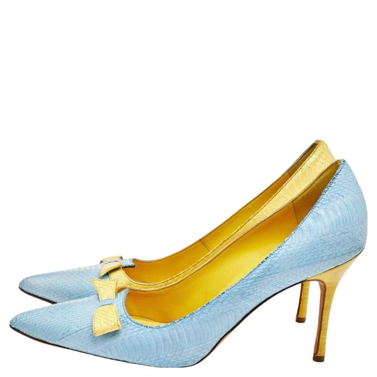 Pre Owned Manolo Blahnik Blue/Yellow Python Pointed Toe Pumps Size 37