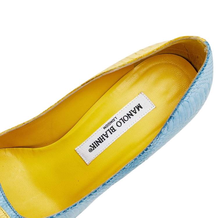 Pre Owned Manolo Blahnik Blue/Yellow Python Pointed Toe Pumps Size 37