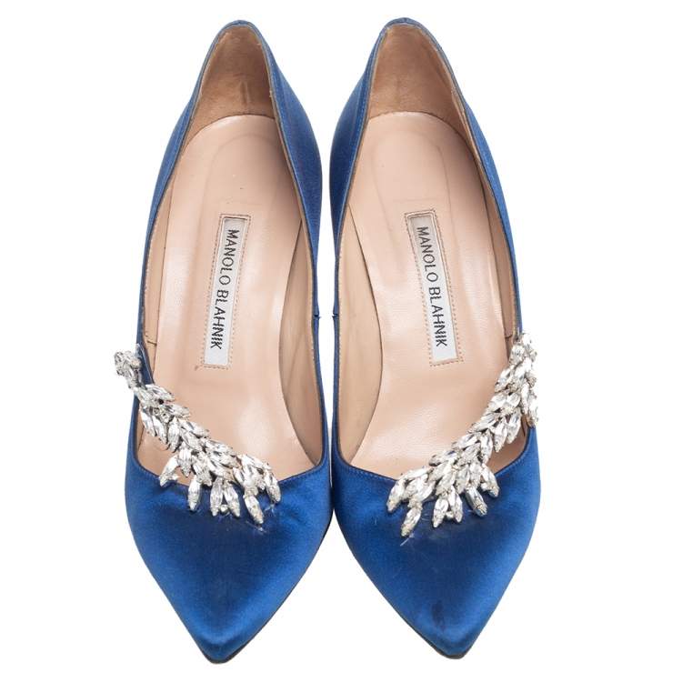 Pre Owned Manolo Blahnik Royal Blue Satin Nadira Pointed-Toe Pumps Size 38