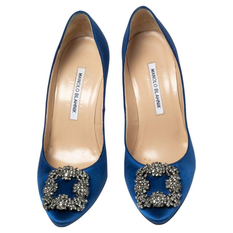 Pre Owned Manolo Blahnik Blue Satin Hangisi Crystal Embellished Pumps Size 38.5