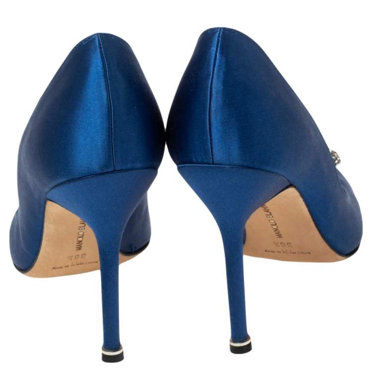 Pre Owned Manolo Blahnik Blue Satin Hangisi Crystal Embellished Pumps Size 38.5