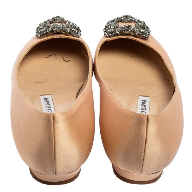 Pre Owned Manolo Blahnik Beige Satin Hangisi Flat Pumps Size 37