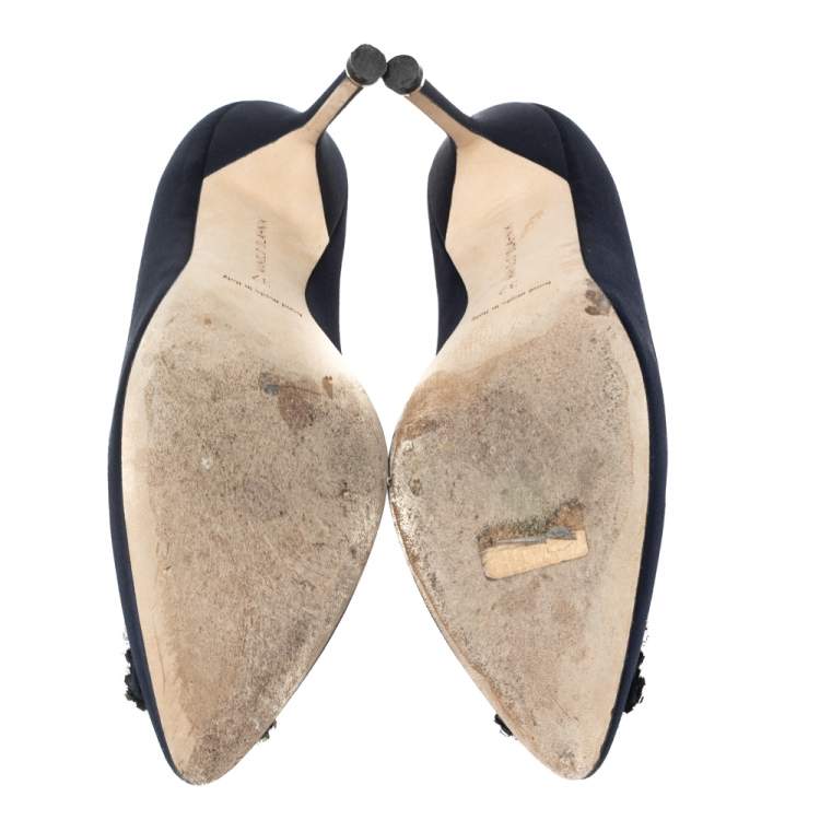 Pre Owned Manolo Blahnik Navy Blue Satin Hangisi Pumps Size 37