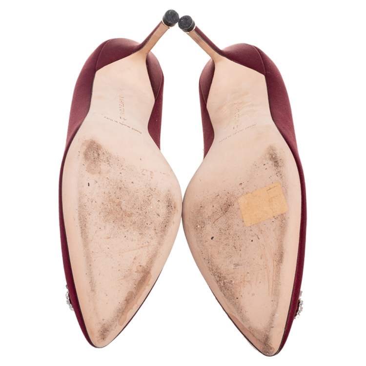 Pre Owned Manolo Blahnik Burgundy Satin Hangisi Pumps Size 41 
