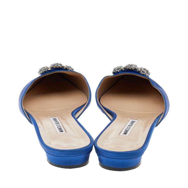 Pre Owned Manolo Blahnik Blue Satin Hangisi Mules Sandals Size 41