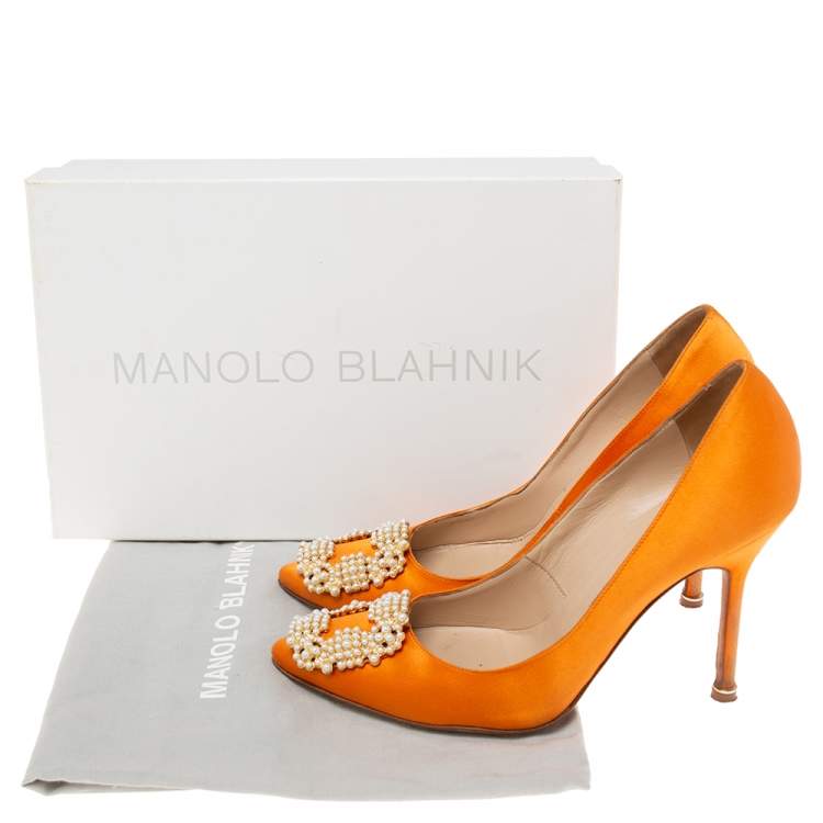 Pre Owned Manolo Blahnik Orange Satin Hangisi Pumps Size 38