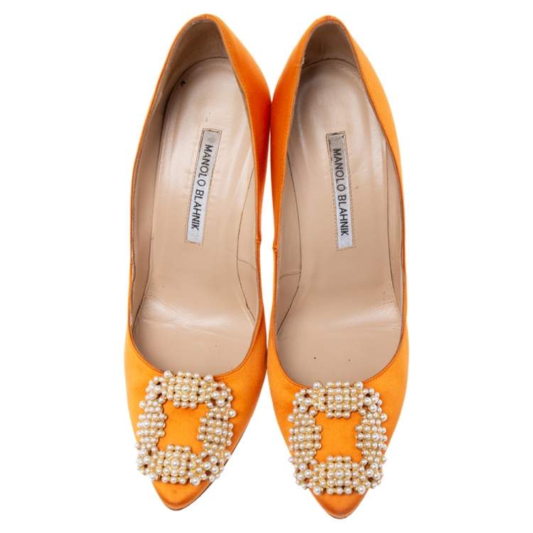 Pre Owned Manolo Blahnik Orange Satin Hangisi Pumps Size 38
