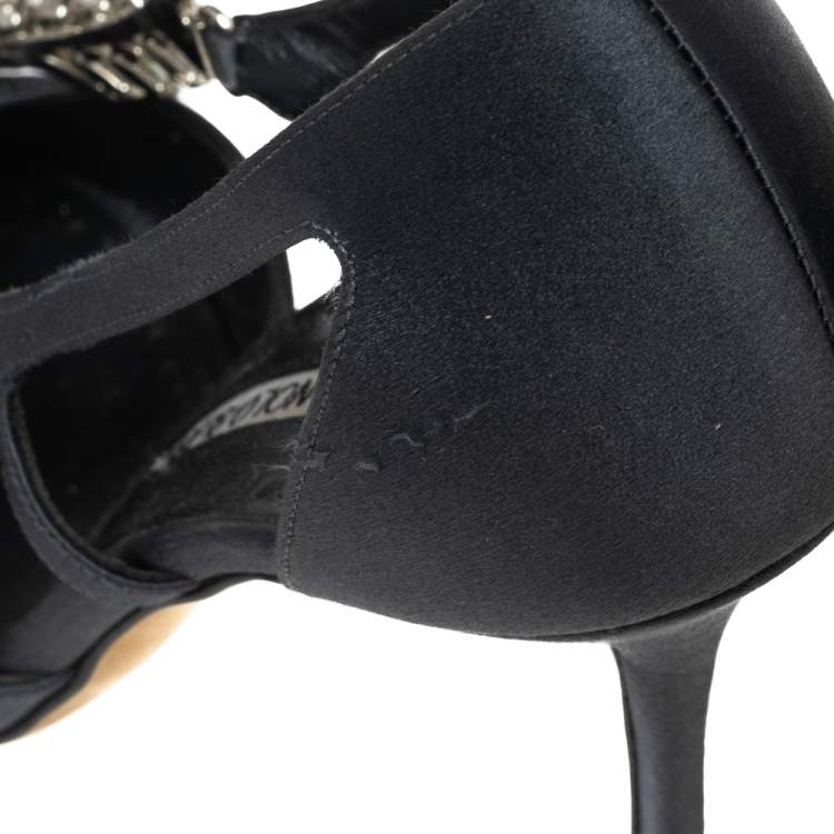Pre Owned Manolo Blahnik Dark Grey Satin Lala Crystal Embellished Pointed Toe Pumps Size 35.5