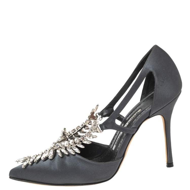 Pre Owned Manolo Blahnik Dark Grey Satin Lala Crystal Embellished Pointed Toe Pumps Size 35.5