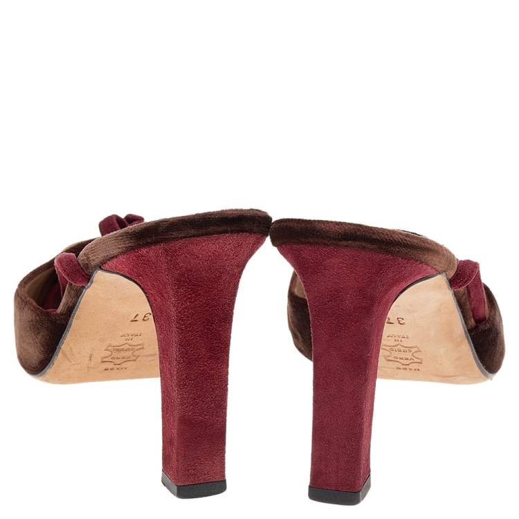 Pre Owned Manolo Blahnik Maroon/Red Velvet Ankle Wrap Sandals Size 37