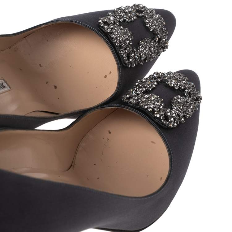 Pre Owned Manolo Blahnik Grey Satin Hangisi Pumps Size 40