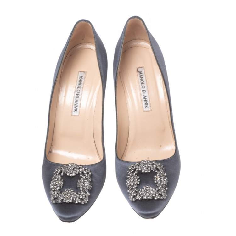 Pre Owned Manolo Blahnik Grey Satin Hangisi Pumps Size 40