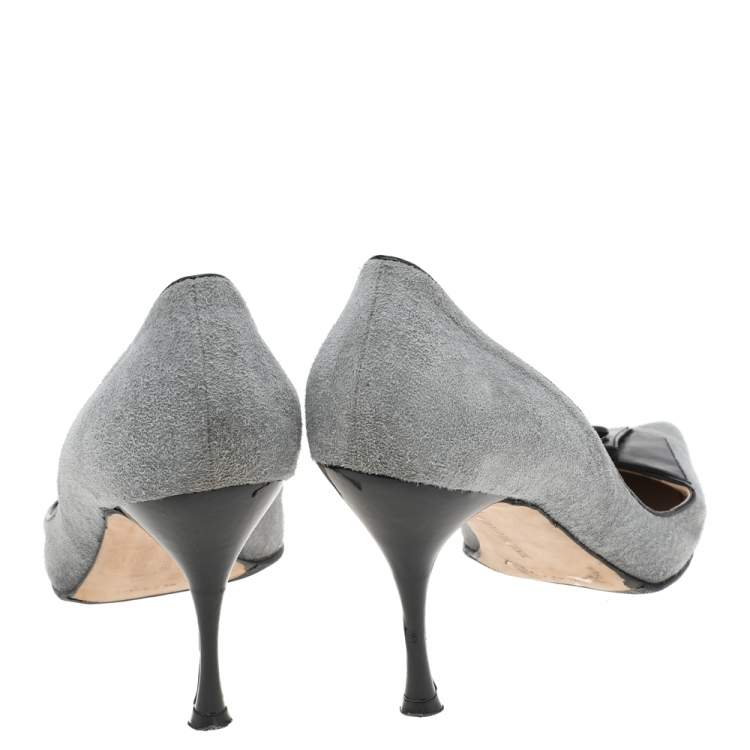 Pre Owned Manolo Blahnik Grey/Black Suede And Patent Leather Button Embellished Pointed Toe Pumps Size 38.5