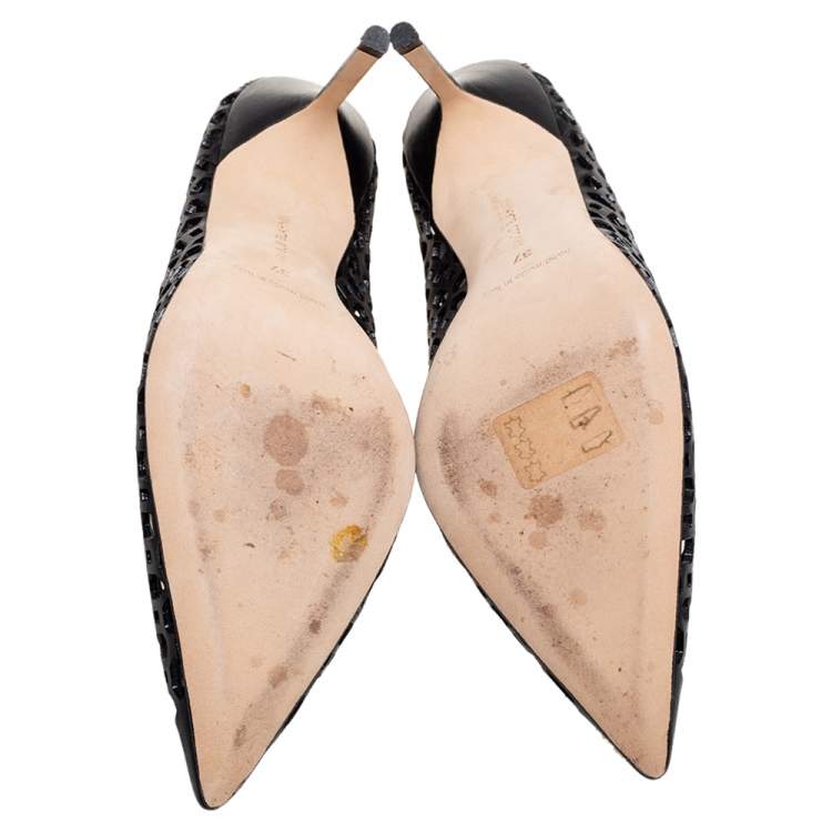Pre Owned Manolo Blahnik Black Laser Cut Leather BB Laserato Pumps Size 37