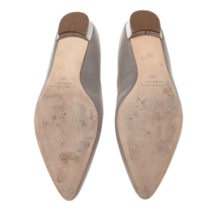 Pre Owned Manolo Blahnik  Grey Satin Hangisi Crystal Embellished Ballet Flats Size 40.5