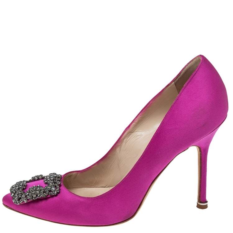 Pre Owned Manolo Blahnik Fuchsia Satin Hangisi  Pumps Size 38.5