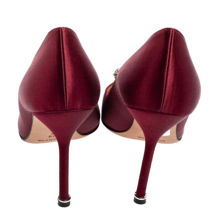 Pre Owned Manolo Blahnik Burgundy Satin Hangisi Pumps Size 38