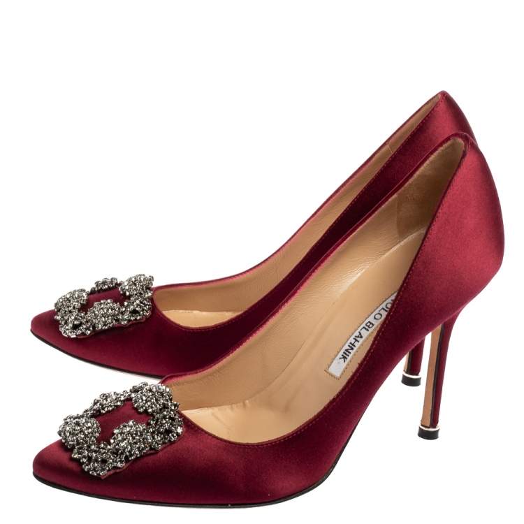 Pre Owned Manolo Blahnik Burgundy Satin Hangisi Pumps Size 38