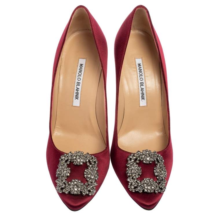 Pre Owned Manolo Blahnik Burgundy Satin Hangisi Pumps Size 38
