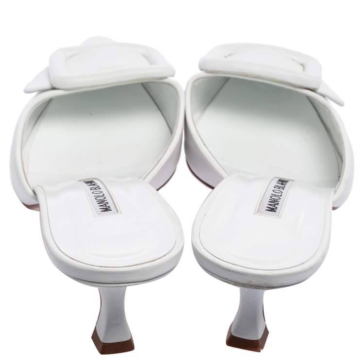 Pre Owned Manolo Blahnik White Leather Maysale Mules Size 39
