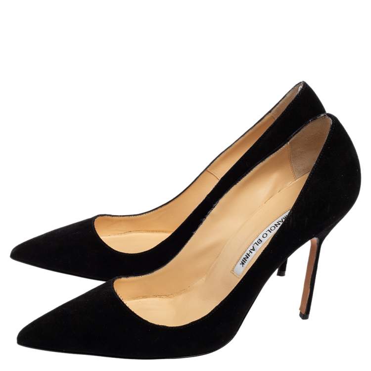 Pre Owned Manolo Blahnik Black Suede Pointed Toe Pumps Size 40