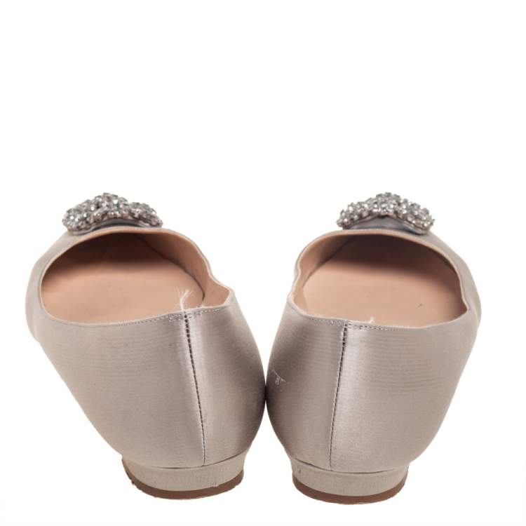 Pre Owned Manolo Blahnik Grey Satin Hangisi Ballet Flats Size 41