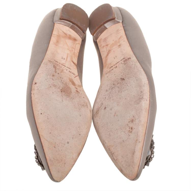 Pre Owned Manolo Blahnik Grey Satin Hangisi Ballet Flats Size 41