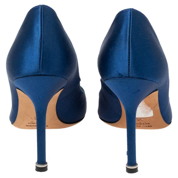 Pre Owned Manolo Blahnik Royal Blue Satin Hangisi Crystal Embellished Pointed Toe Pumps Size 35