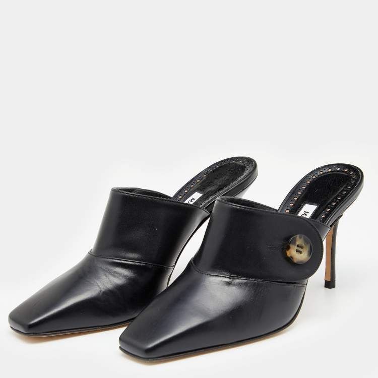 Pre Owned Manolo Blahnik Black Leather Goluba Mules Size 35.5