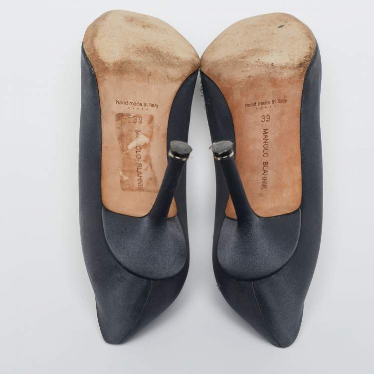 Pre Owned Manolo Blahnik Dark Grey Satin Hangisi  Pumps Size 39