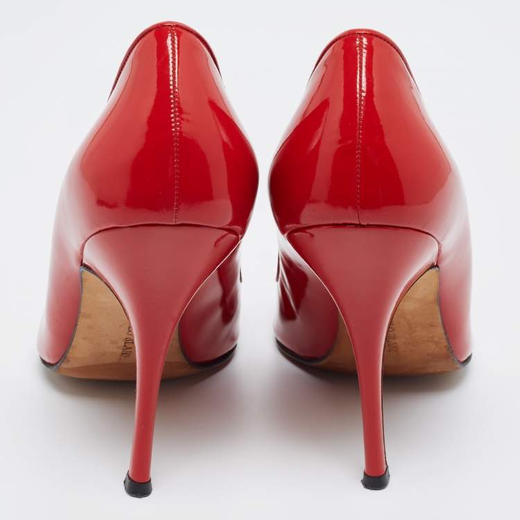 Pre Owned Manolo Blahnik Red Patent Leather BB Pumps Size 39