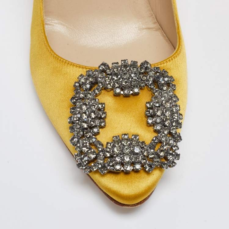 Pre Owned Manolo Blahnik Yellow Satin Hangisi  Pumps Size 35.5