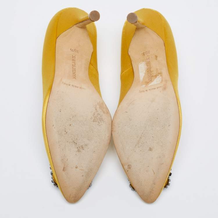 Pre Owned Manolo Blahnik Yellow Satin Hangisi  Pumps Size 35.5