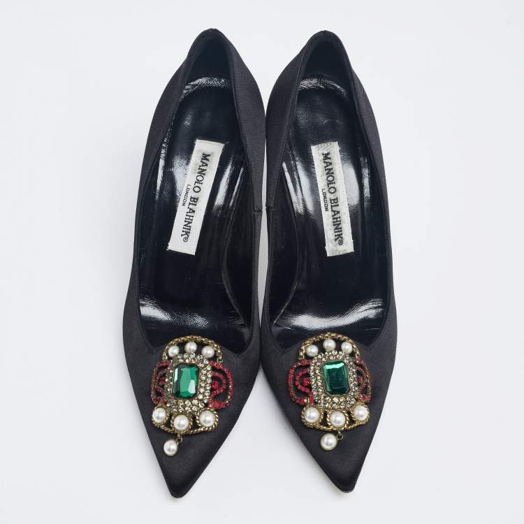 Pre Owned Manolo Blahnik Black Satin Embellished Pointed Toe  Pumps Size 35.5