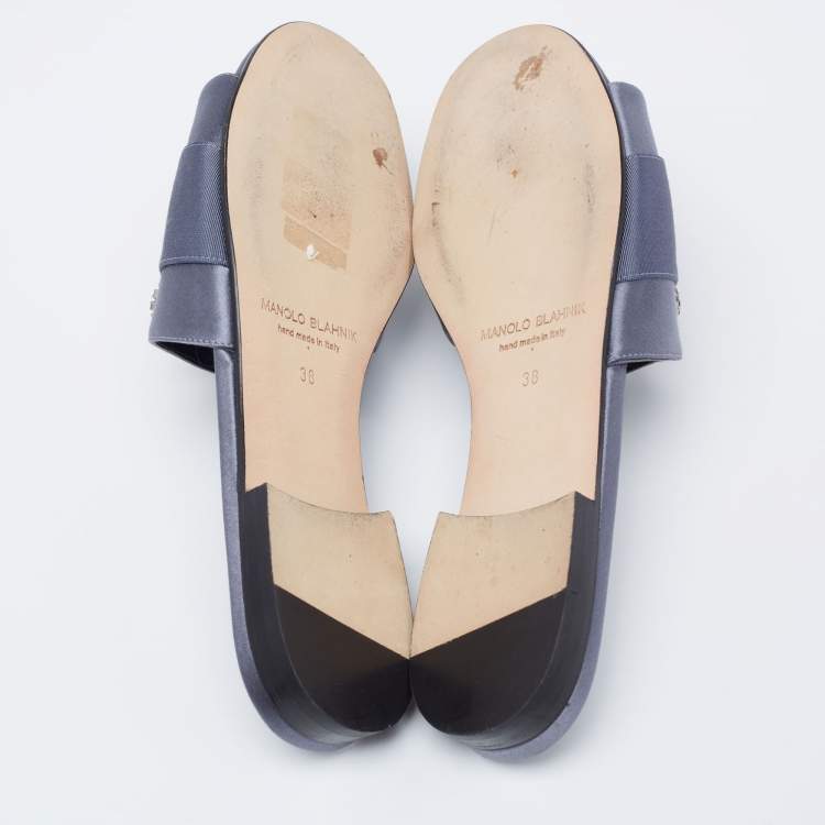 Pre Owned Manolo Blahnik Blue-Grey Satin Martamod Flat Slides Size 38
