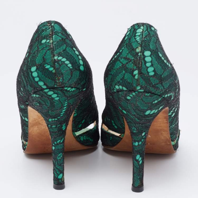 Pre Owned Manolo Blahnik Black/Green Lace and Leather Open-Toe Pumps Size 38.5