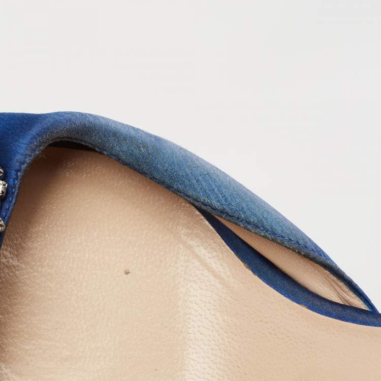 Pre Owned Manolo Blahnik  Blue Satin Hangisi  Mules Size 39