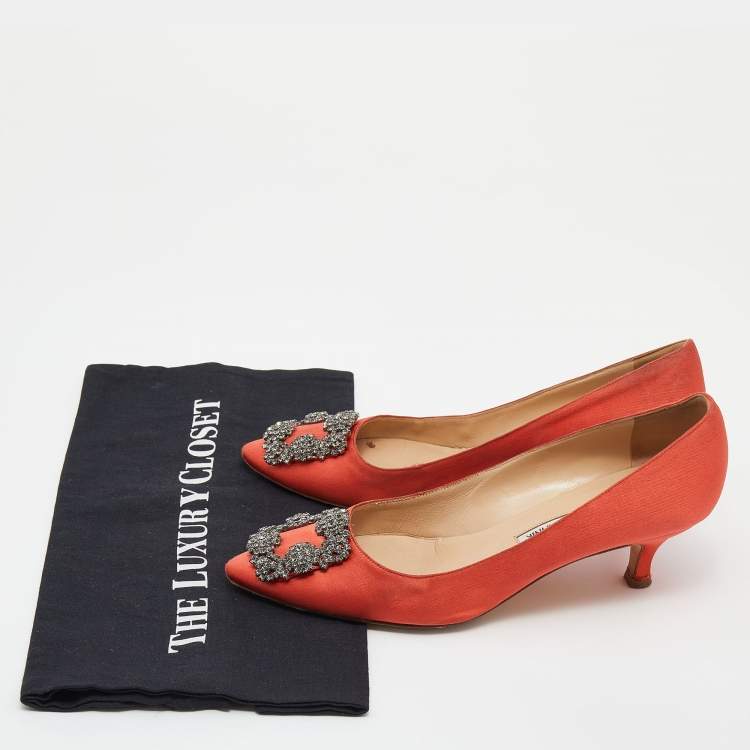 Pre Owned Manolo Blahnik Orange Satin Hangisi Pumps Size 37.5