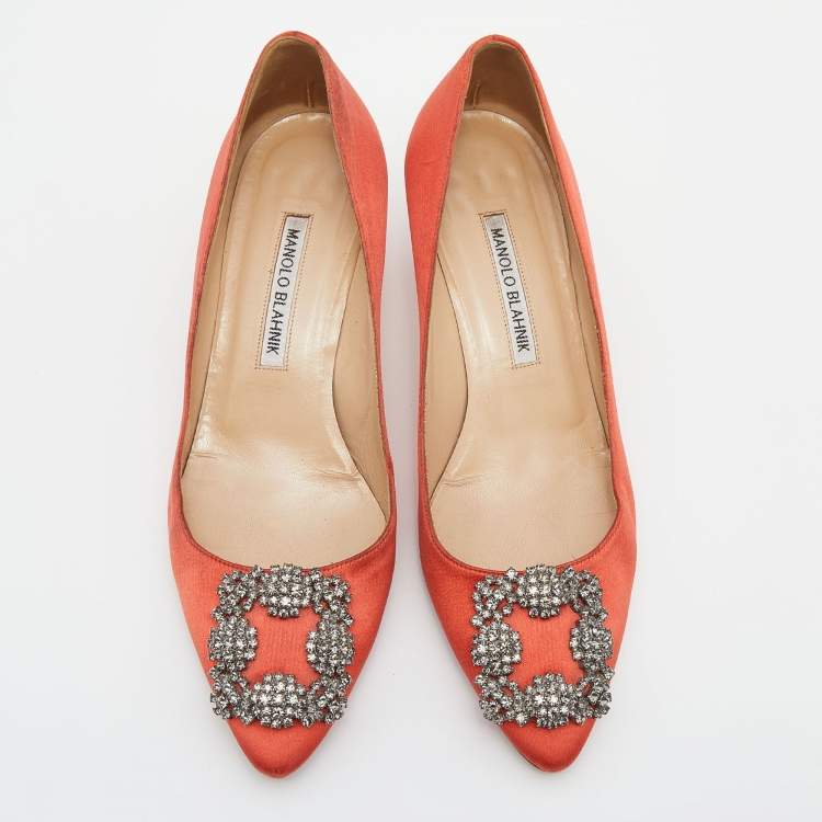 Pre Owned Manolo Blahnik Orange Satin Hangisi Pumps Size 37.5