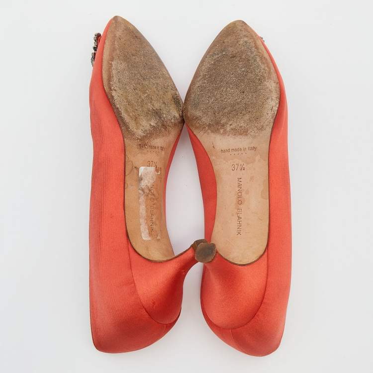 Pre Owned Manolo Blahnik Orange Satin Hangisi Pumps Size 37.5