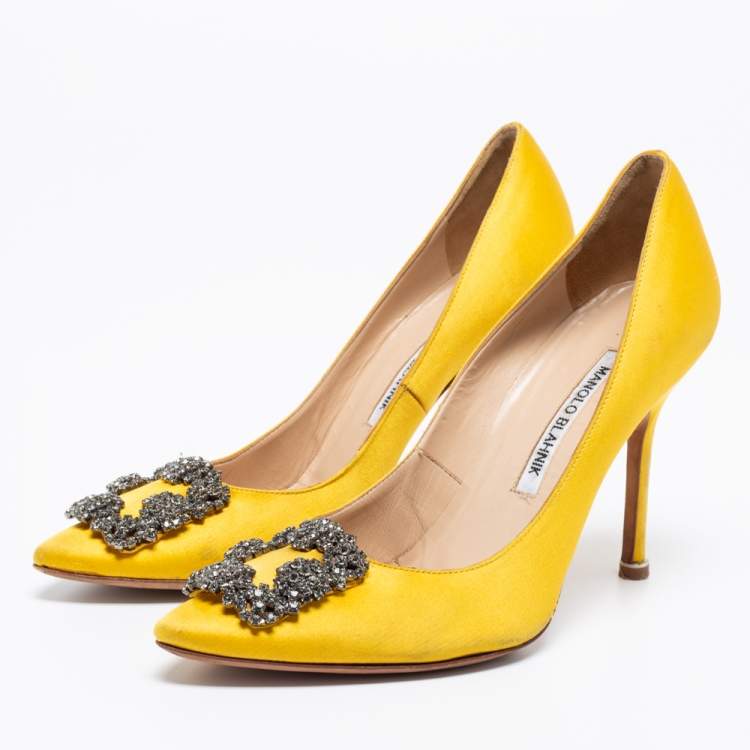 Manolo Blahnik Yellow Satin Hangisi Crystal Embellished Pumps Size 37.5 ...