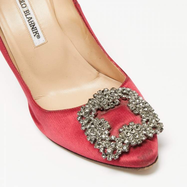 Pre Owned Manolo Blahnik Red Satin Embellished Hangisi Pumps Size 38.5