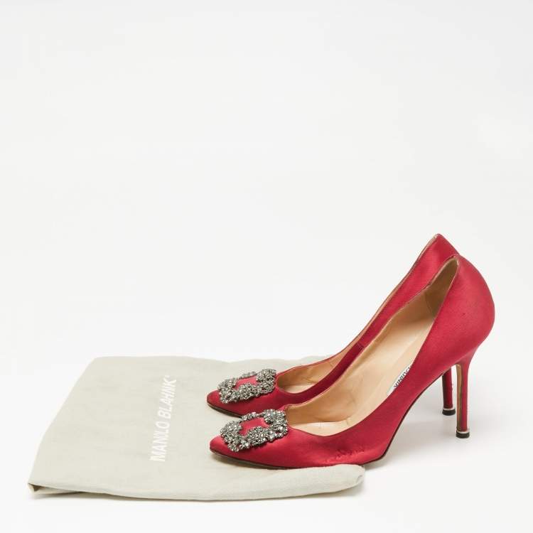 Pre Owned Manolo Blahnik Red Satin Embellished Hangisi Pumps Size 38.5