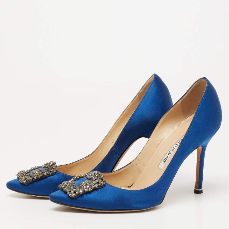 Pre Owned Manolo Blahnik Blue Satin Hangisi Pumps Size 37.5