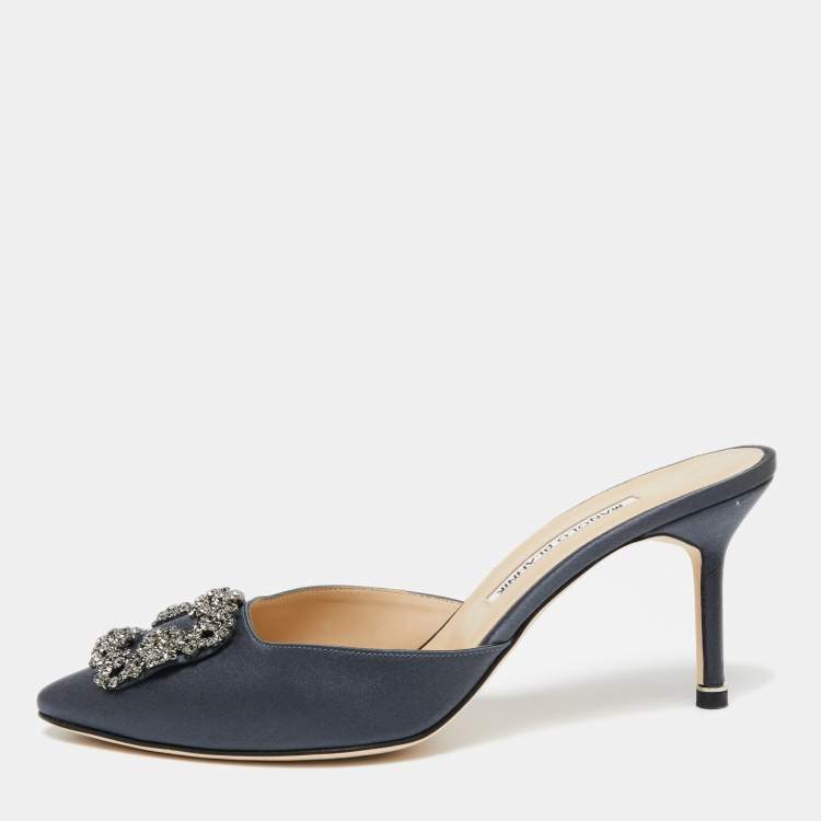 Pre Owned Manolo Blahnik Ash Blue Satin Hangisi Mule Sandals Size 39