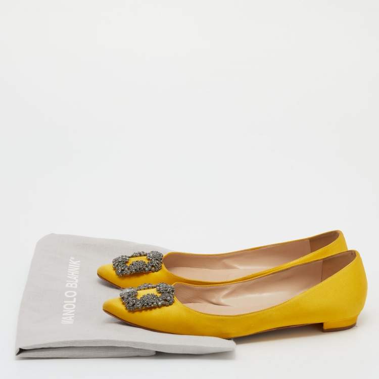 Pre Owned Manolo Blahnik Yellow Satin Hangisi Crystal Embellished Ballet Flats Size 38.5